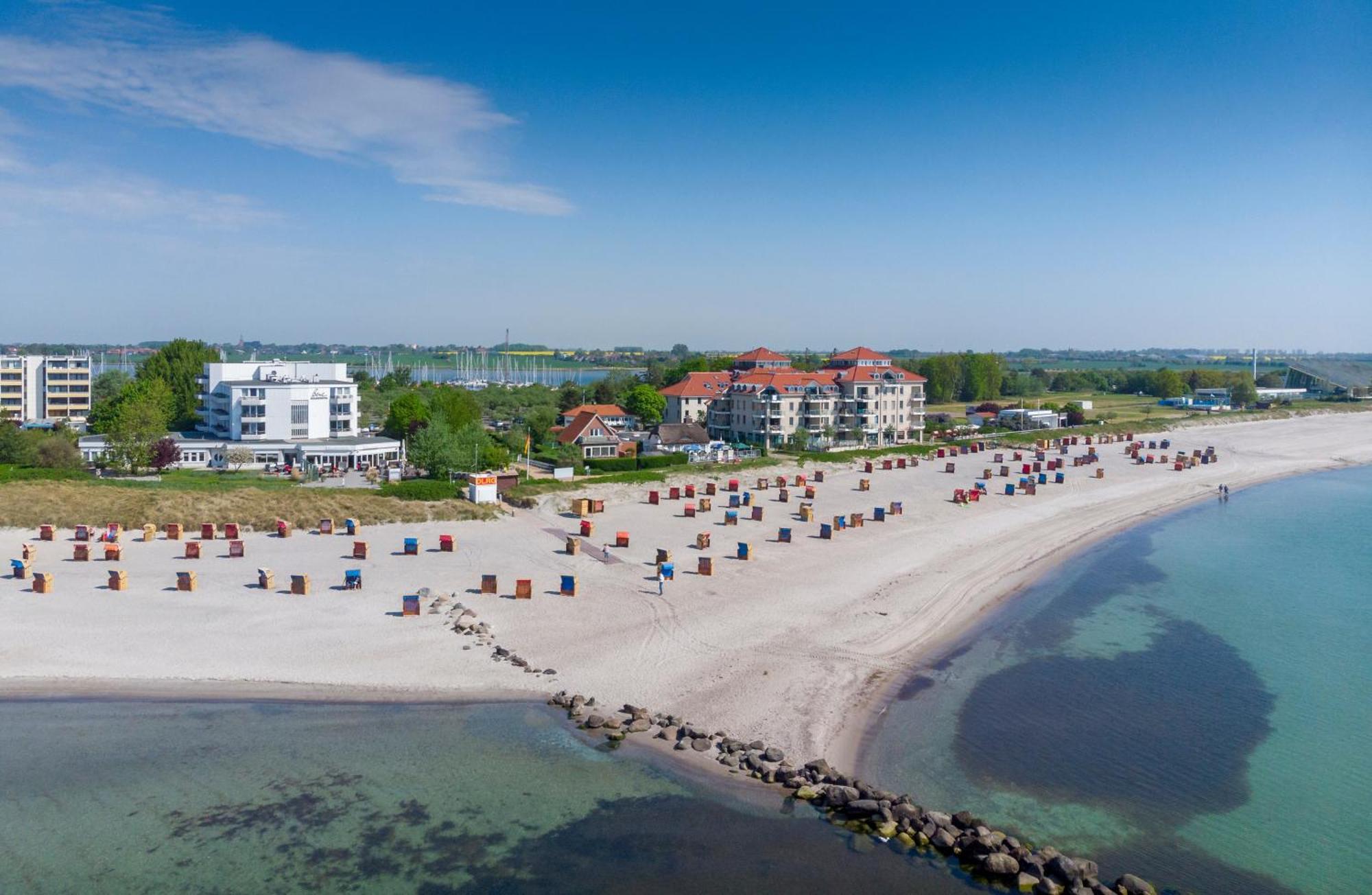 Strandburg Azurblau Burgtiefe auf Fehmarn Extérieur photo